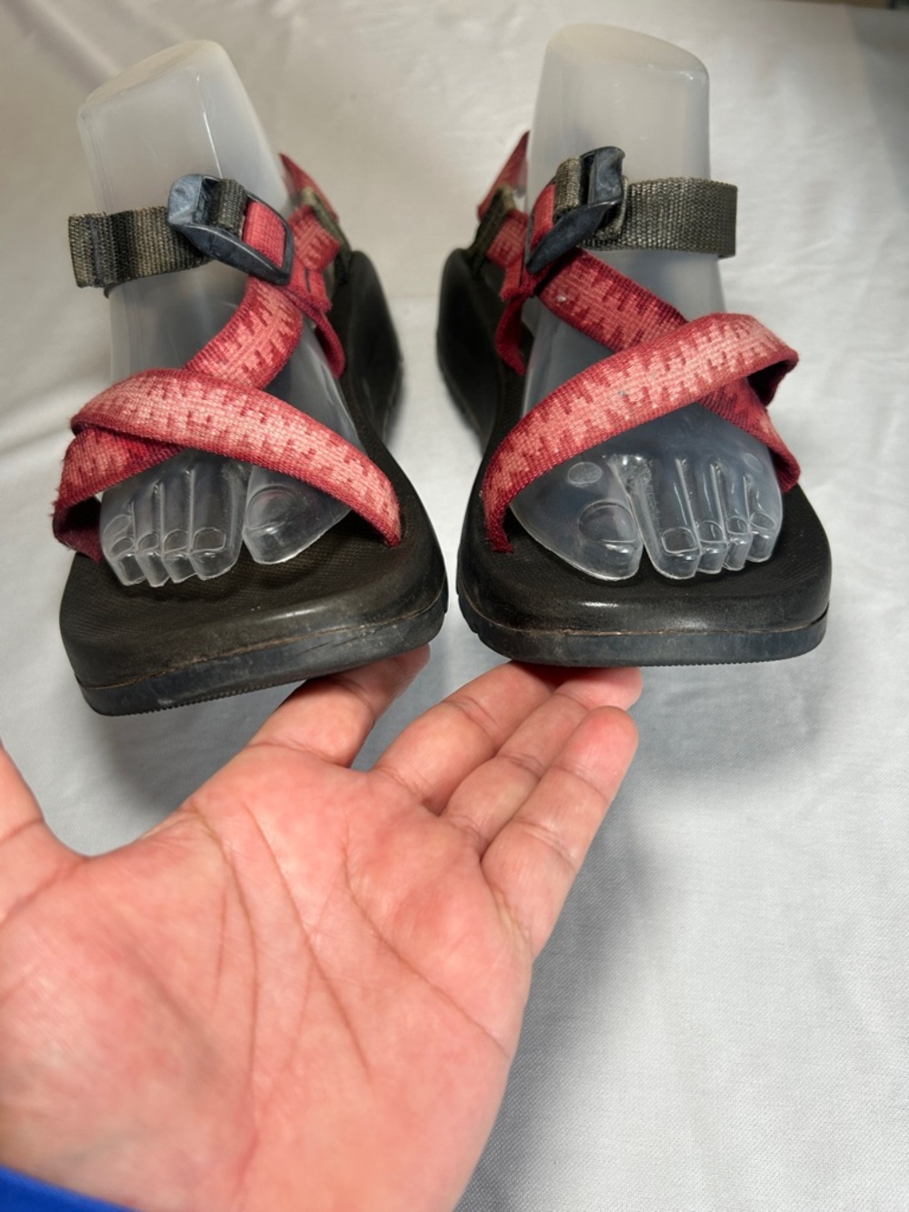 Chaco Adjustable Strap Classic Sandal Burgundy Size 9 - Picture 5 of 16